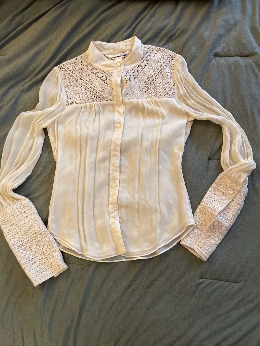Diane Von Furstenberg Silk Cream Lace Yoke Button-Down Blouse 2